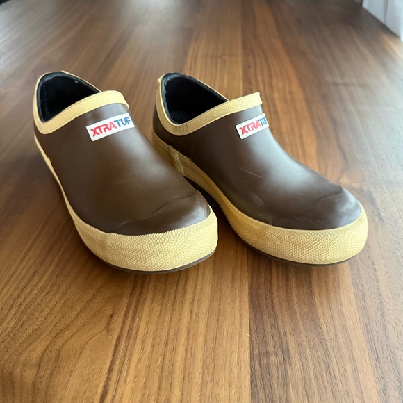 XTRATUF Legacy Clog - Size 7 - Picture 1 of 10